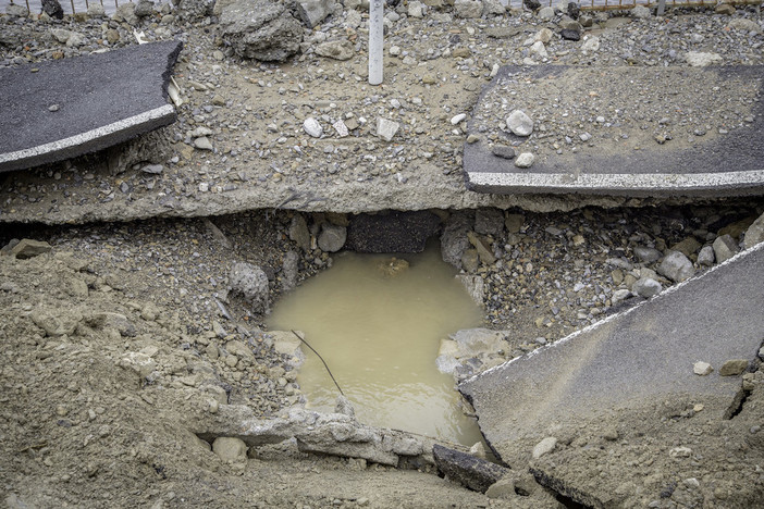 Sanremo: guasto alla tubatura idrica in via Val d'Olivi, Pancotti (Amaie) "I lavori dureranno fino a stasera" Sanremo: guasto alla tubatura idrica in via Val d'Olivi, Pancotti (Amaie) "I lavori dureranno fino a stasera"