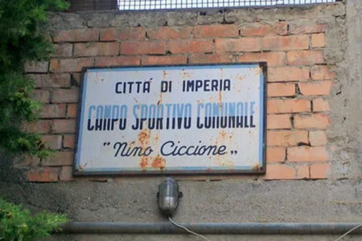 ACCADDE OGGI, 9 DICEMBRE 1981. La squadra dei dirigenti dell’Imperia stende quella dei politici-amministratori ACCADDE OGGI, 9 DICEMBRE 1981. La squadra dei dirigenti dell’Imperia stende quella dei politici-amministratori