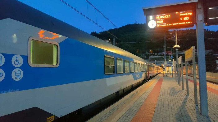 Sicurezza sui treni del Ponente, il Comitato chiede un presidio FS Security