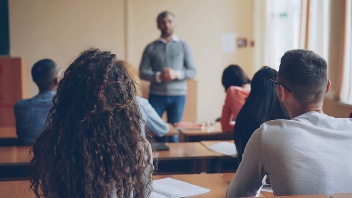 Finanza, un settore in costante evoluzione che amplia le opportunità professionali Finanza, un settore in costante evoluzione che amplia le opportunità professionali
