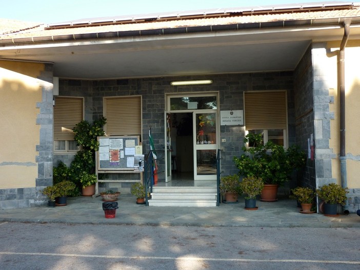 Autobus per la gita da Imperia a Boves “non controllato", ex carabiniere presenta un esposto sulla mancata sicurezza Autobus per la gita da Imperia a Boves “non controllato", ex carabiniere presenta un esposto sulla mancata sicurezza