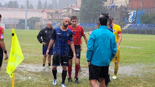 Il presidente del Ligorna Alberto Saracco: "Un campo di serie D non può essere ridotto così dopo qualche ora di pioggia"