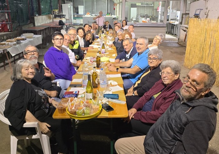 Imperia, una magica serata di fine estate al 'Mocambo'. Lazzarini: "Grazie di cuore a tutti i volontari"