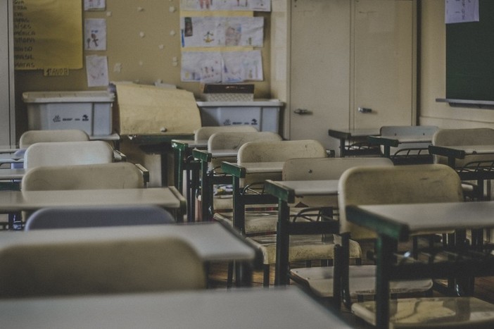 Coronavirus, due nuovi casi positivi nelle scuole di Ventimiglia e Sanremo Coronavirus, due nuovi casi positivi nelle scuole di Ventimiglia e Sanremo