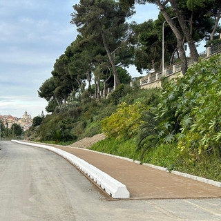 Pista ciclabile, il Comune di Imperia affida la cura del verde alla Green System