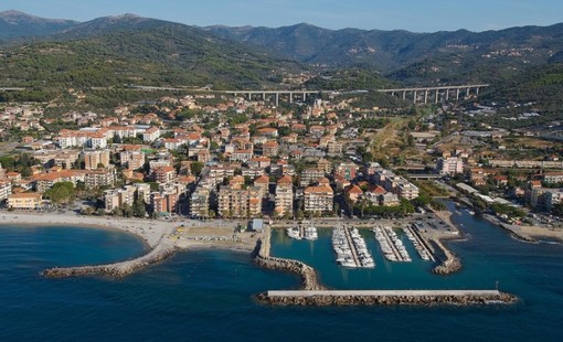 San Bartolomeo al Mare, disabile e solo: il dramma di un cinquantenne al quale Rivieracqua ha chiuso i rubinetti