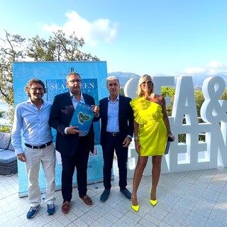 Turismo, presentazione della rivista Sea & Green Liguria, presidente Toti: “Meta adatta a ogni stagione ed esigenza" Turismo, presentazione della rivista Sea & Green Liguria, presidente Toti: “Meta adatta a ogni stagione ed esigenza"