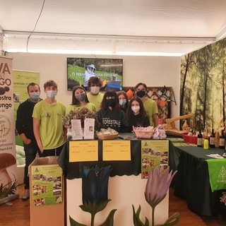 La scuola forestale Baruffi Ceva-Ormea partecipa a Olioliva a Imperia: sabato numerosi laboratori