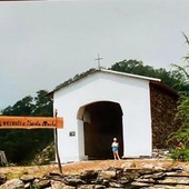 A Tavole la 35ª Festa di Santa Marta dopo la rinascita della Chiesetta Alpina A Tavole la 35ª Festa di Santa Marta dopo la rinascita della Chiesetta Alpina