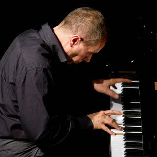 Concerto del pianista Simone Gragnani al Santuario di Montegrazie di Imperia
