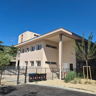 Asilo via Vecchia Piemonte, nuova intrusione: intervento della polizia locale