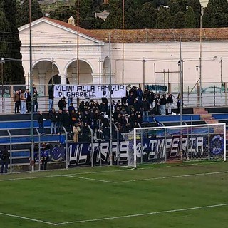 “Sempre con noi”, il saluto della Gradinata Nord a Gabriele Capone (Video)