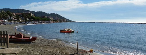 San Bartolomeo al Mare,  giornata di pulizia delle spiagge e incontro sull'acqua pubblica