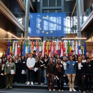 Studenti imperiesi a Strasburgo, iniziata la missione del Liceo Vieusseux tra le scuole protagoniste del concorso “Diventiamo cittadini europei”