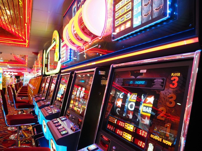 Dallo swipe al tap: ecco i social e i siti che apriamo di più dallo smartphone Dallo swipe al tap: ecco i social e i siti che apriamo di più dallo smartphone