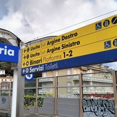 Pendolari, treno salta la fermata di Imperia. Un passeggero: "Abbandonati a Sanremo senza assistenza"
