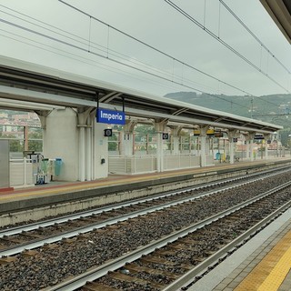 Venerdì lo sciopero dei treni, giornata di disagi per i pendolari del Ponente
