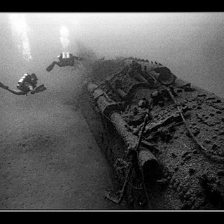 ACCADDE OGGI, 23 SETTEMBRE 1985. I superstiti dell'incrociatore Colleoni e gli ex sommergibilisti dello Scirè si ritrovano al Museo Navale di Imperia