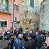 Sfratto rinviato per il “Babbo Natale di Dolcedo”: Gianni e Franca restano a casa