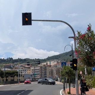 LA RIFLESSIONE. Traffico a Imperia, ora tocca all’intelligenza artificiale risolvere il caos creato da quella naturale