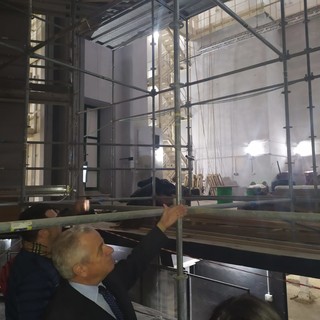 Imperia: sopralluogo del Sindaco Scajola al teatro Cavour, "Ospiterà la cultura della nostra città" (foto) Imperia: sopralluogo del Sindaco Scajola al teatro Cavour, "Ospiterà la cultura della nostra città" (foto)