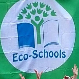Santo Stefano al Mare aspira anche quest'anno ad ottenere la bandiera verde. Partnership e progetti avviati dalla scuola