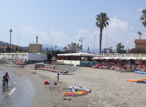 Zoppica la riorganizzazione delle spiagge a Imperia