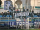 Lo striscione esposto dagli Ultras durante la partita col Derthona (Foto Fantomas)