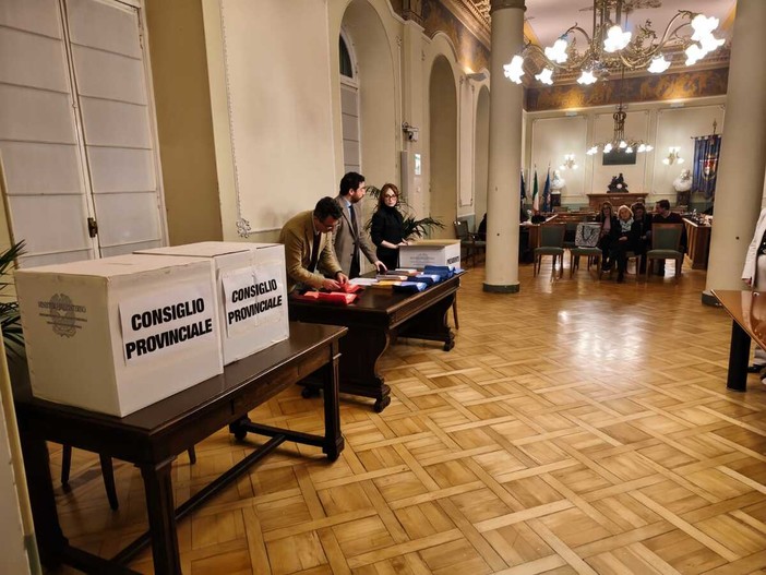 Scajola riconfermato alla guida della Provincia: ecco il nuovo consiglio provinciale