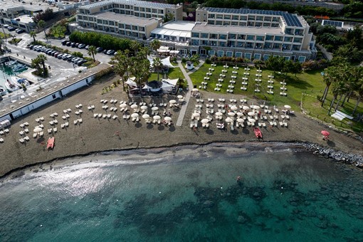 Santo Stefano al Mare, sabato l'inaugurazione a Marina degli Aregai della spiaggia per cani (foto)