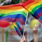 Uno speciale weekend tra orgoglio, prevenzione, teatro, musica e tradizioni: il Ponente si accende di eventi Uno speciale weekend tra orgoglio, prevenzione, teatro, musica e tradizioni: il Ponente si accende di eventi