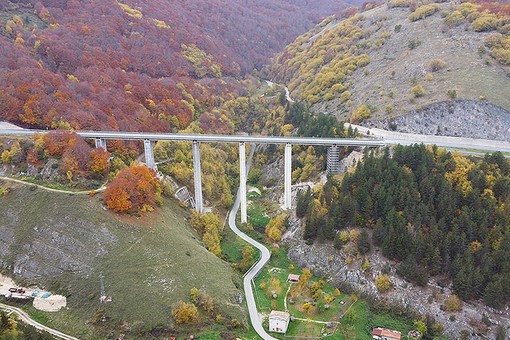 15 MAGGIO 1986. Il futuro della Valle Arroscia passerà attraverso il potenziamento della Statale 28 e la super strada verso Ormea e Basso Piemonte