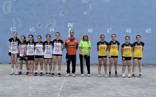 Balùn femminile, a Diano Castello la prima sfida scudetto tra Amici del Castello e San Leonardo