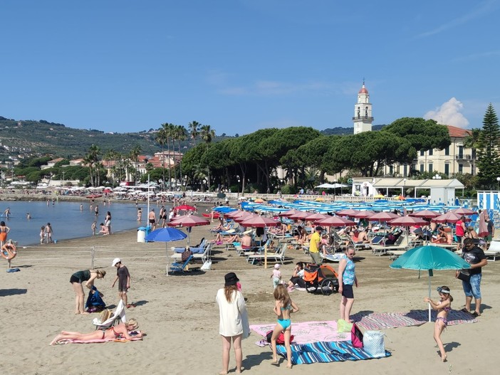 In dodici pagine la nuova ordinanza balneare per un’estate tranquilla a Diano Marina