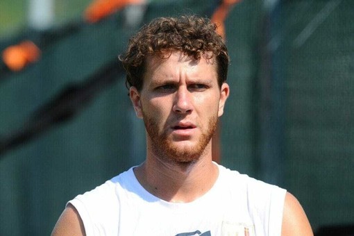 Calcio, serie D. L’Imperia rinforza il centrocampo: arriva Lorenzo Simonetti, ex Albalonga