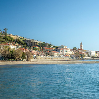 Santo Stefano al Mare: piccola virata verso la normalità, venerdì torna il mercato di lungomare D'Albertis