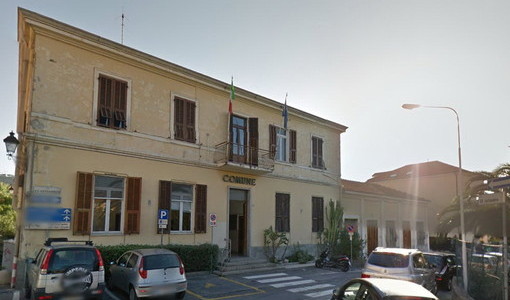A San Bartolomeo al Mare scatta un'ordinanza di messa in sicurezza di un'area di proprietà privata per un cedimento franoso