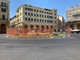 Imperia, il Comune gioca d’anticipo: transennata la fontana in piazza Dante per “tutelarla” dai tifosi in caso di vittoria dell’Italia agli Europei (foto)