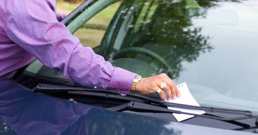 Arriva a Imperia e provincia la truffa dei volantini “compro auto usate pago cash” Arriva a Imperia e provincia la truffa dei volantini “compro auto usate pago cash”