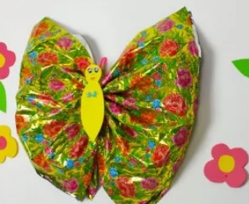 “Libri e attività per bambini” con Noemi D'Amore: laboratori di Pasqua per bambini “Libri e attività per bambini” con Noemi D'Amore: laboratori di Pasqua per bambini