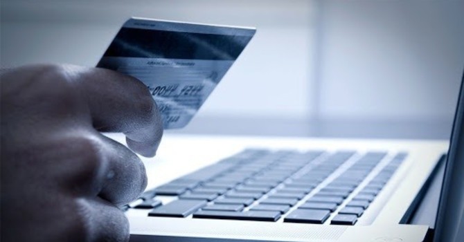 In Riviera è allarme per le vacanze e le truffe digitali