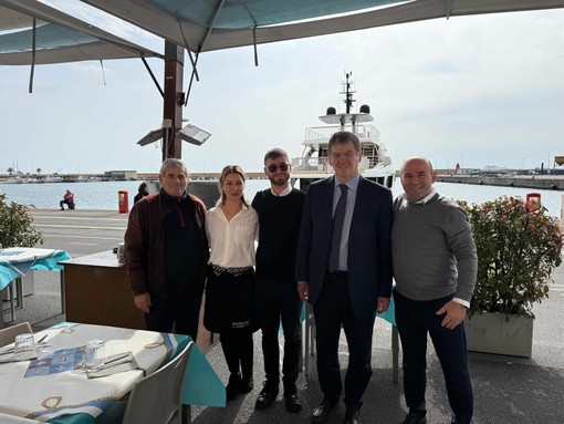 L’ex presidente albanese Bamir Topi conquistato dai sapori del ristorante Matamà in calata Cuneo