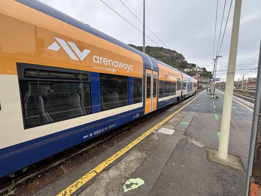 Dalle Alpi al mare in treno, concluso a Imperia il viaggio sperimentale di  Arenaways