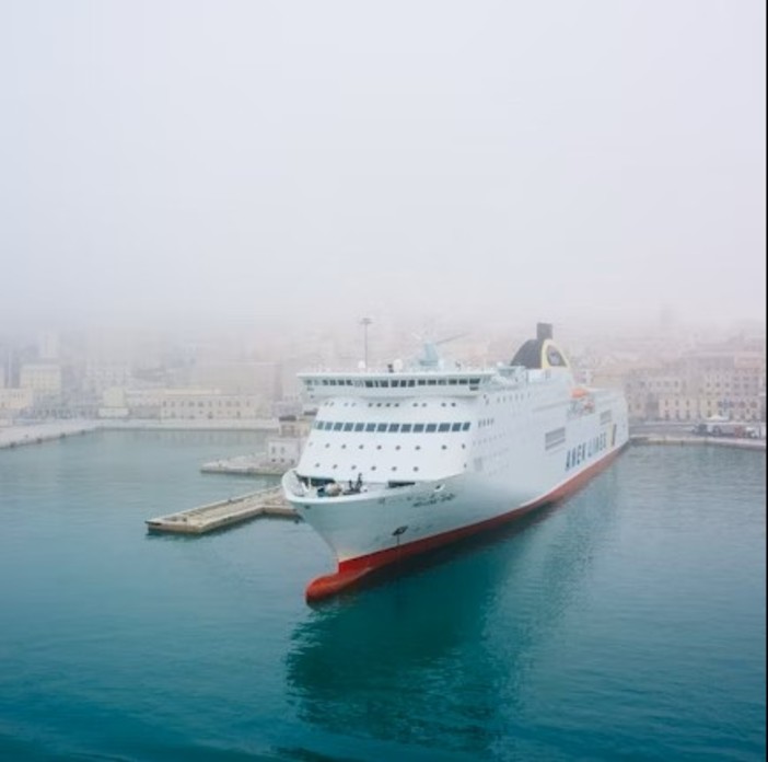 Estate in traghetto: le rotte più richieste per raggiungere le isole italiane senza stress Estate in traghetto: le rotte più richieste per raggiungere le isole italiane senza stress