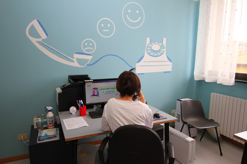 Imperia, da 40 anni il Telefono Amico offre sostegno a chi vive momenti di difficoltà