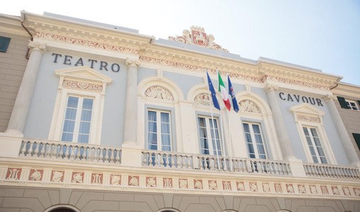 Doppio appuntamento a Imperia: al Cavour riflettori accedi su Dante e Marilyn Monroe