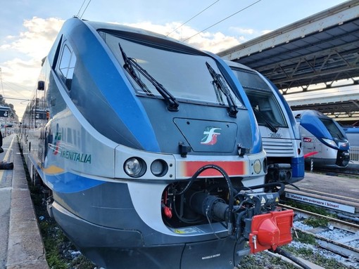 Treni, sospesa la circolazione tra Albenga e Alassio per guasto tecnico: attivati bus sostitutivi