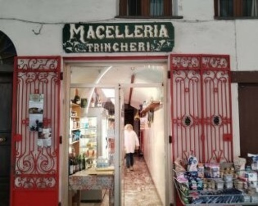 Chiude dopo oltre 150 anni la macelleria Trincheri di Pieve di Teco Chiude dopo oltre 150 anni la macelleria Trincheri di Pieve di Teco