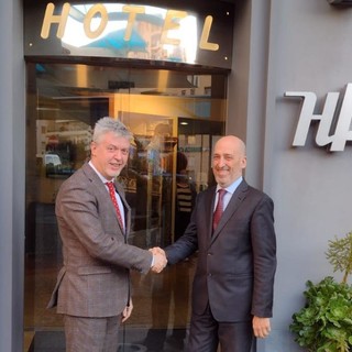 Imperia, dopo 18 anni Alberto Tita lascia la direzione dell'hotel 'Rossini': passione ed esperienza ora guardano alla formazione del personale