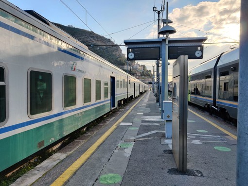 Raddoppio ferroviario tra Genova e Ventimiglia: Assoutenti e WWF presentano ricorso, si allungano i tempi? Raddoppio ferroviario tra Genova e Ventimiglia: Assoutenti e WWF presentano ricorso, si allungano i tempi?
